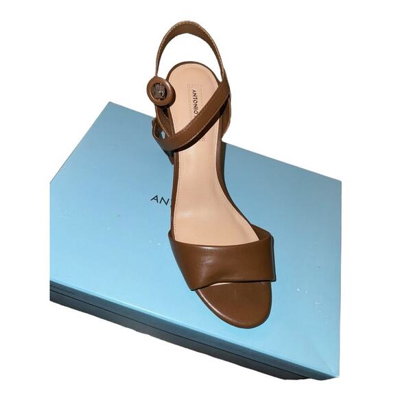 NEW IN BOX Antonio Melani Women’s Tan Brown Ankle Strap Sandal Heels Size 8 - Picture 6 of 8